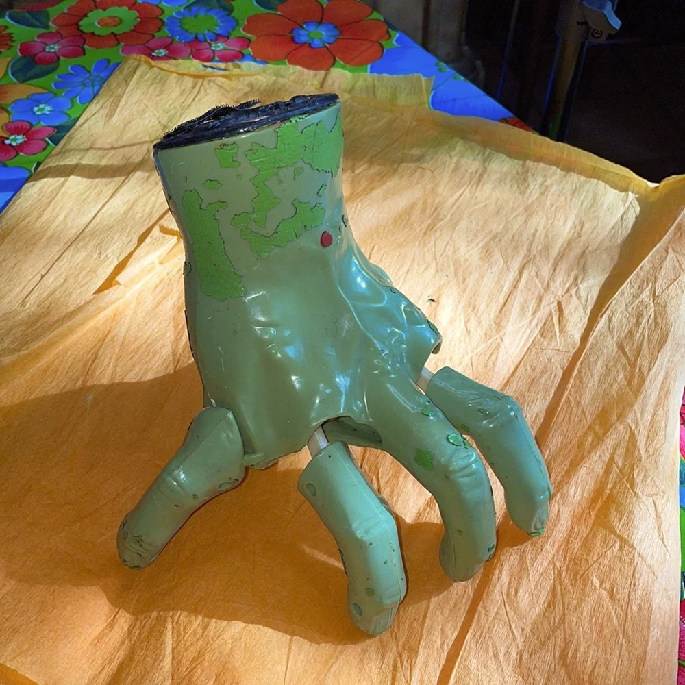 Halloween Hand